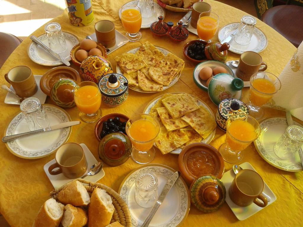 Maison Famille Tazi Фес Екстериор снимка